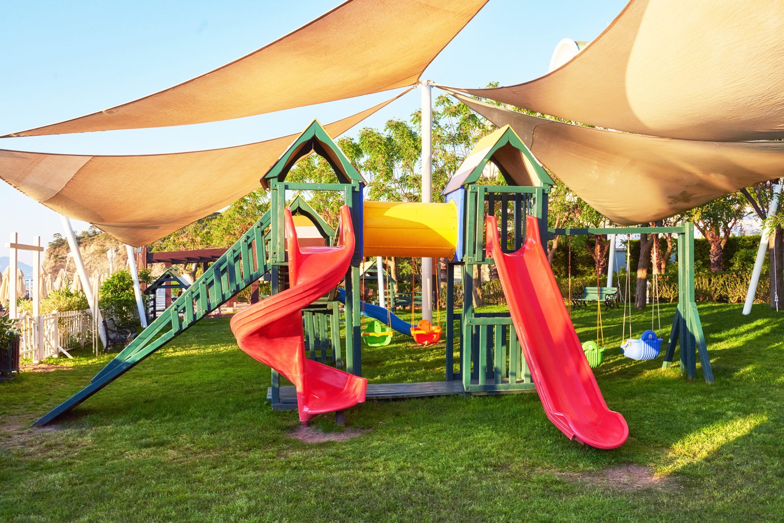 KIDS PLAY AREA